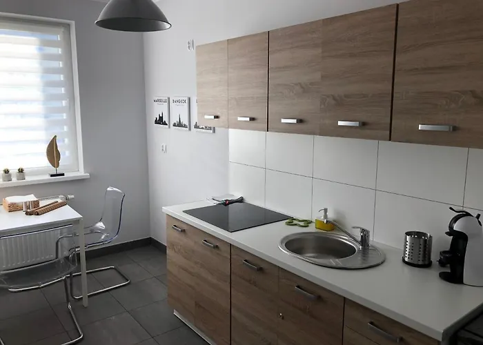 Apartment Smialego 9 *